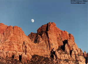 Moon over Springdale, Utah (SLR)