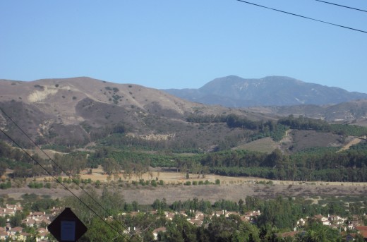 Mt. Saddleback seen from Tustin foothills, October 2007