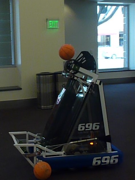 A robot that plays basketball.