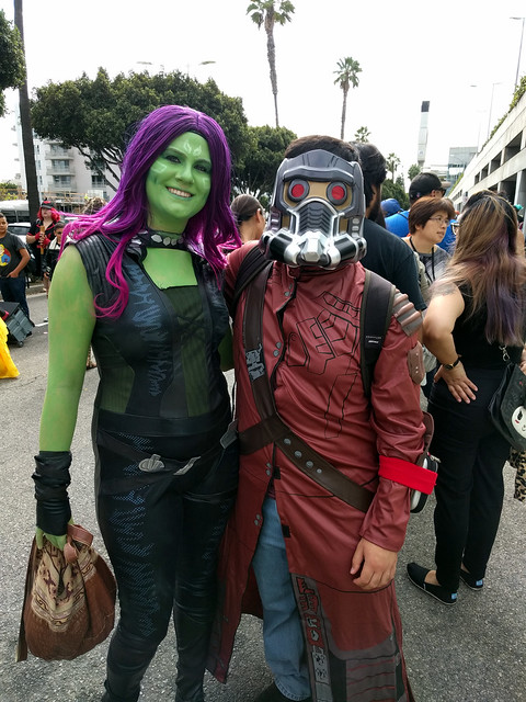 Gamora and Star Lord cosplayers.